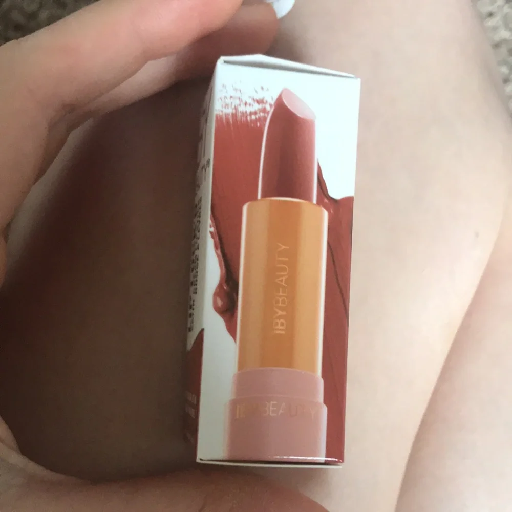 Iby beauty lip lock’d satin cream lipstick
